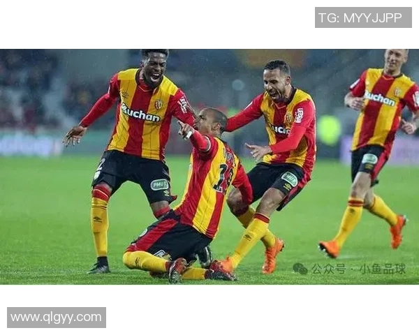 帕斯光荣与西悉尼流浪者的对决分析及比赛前瞻